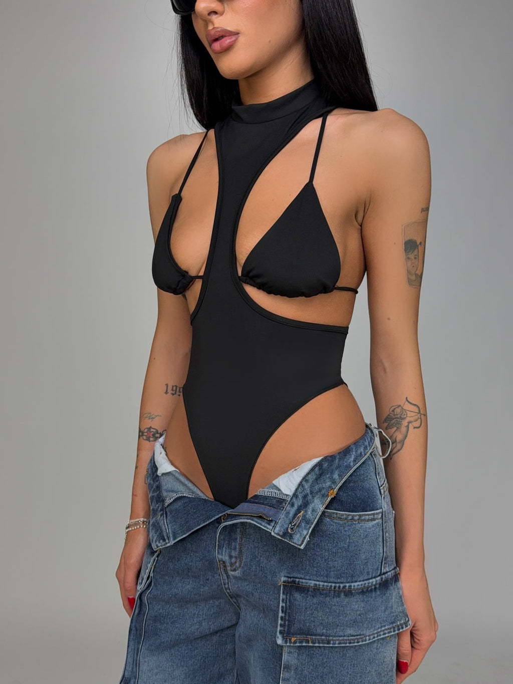 BODY TRIANGLE