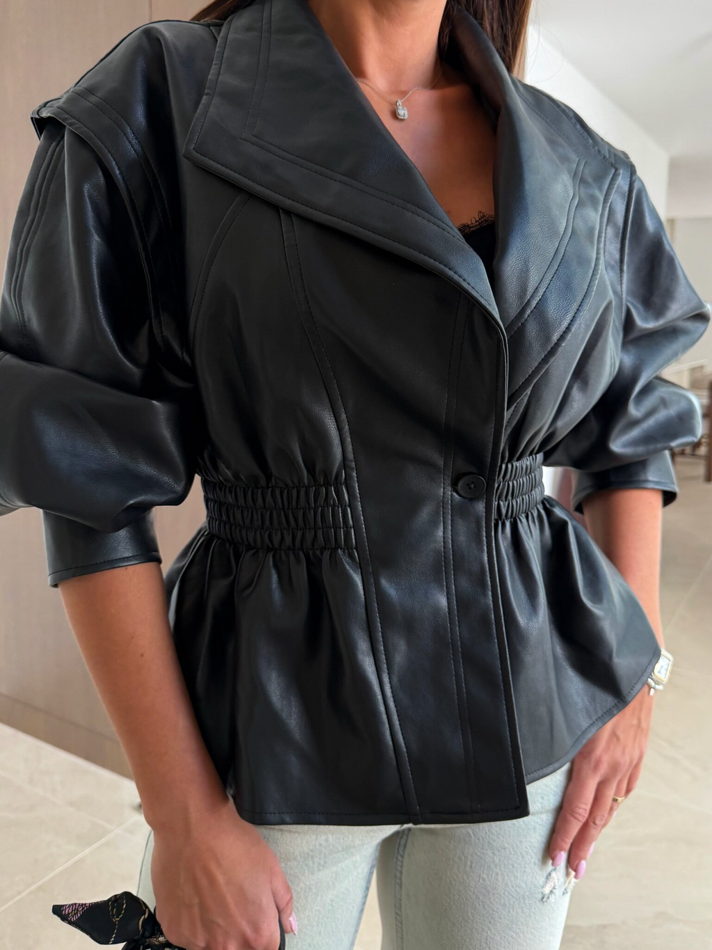 CHAQUETA PARSI DE PIEL ECOLÓGICA
