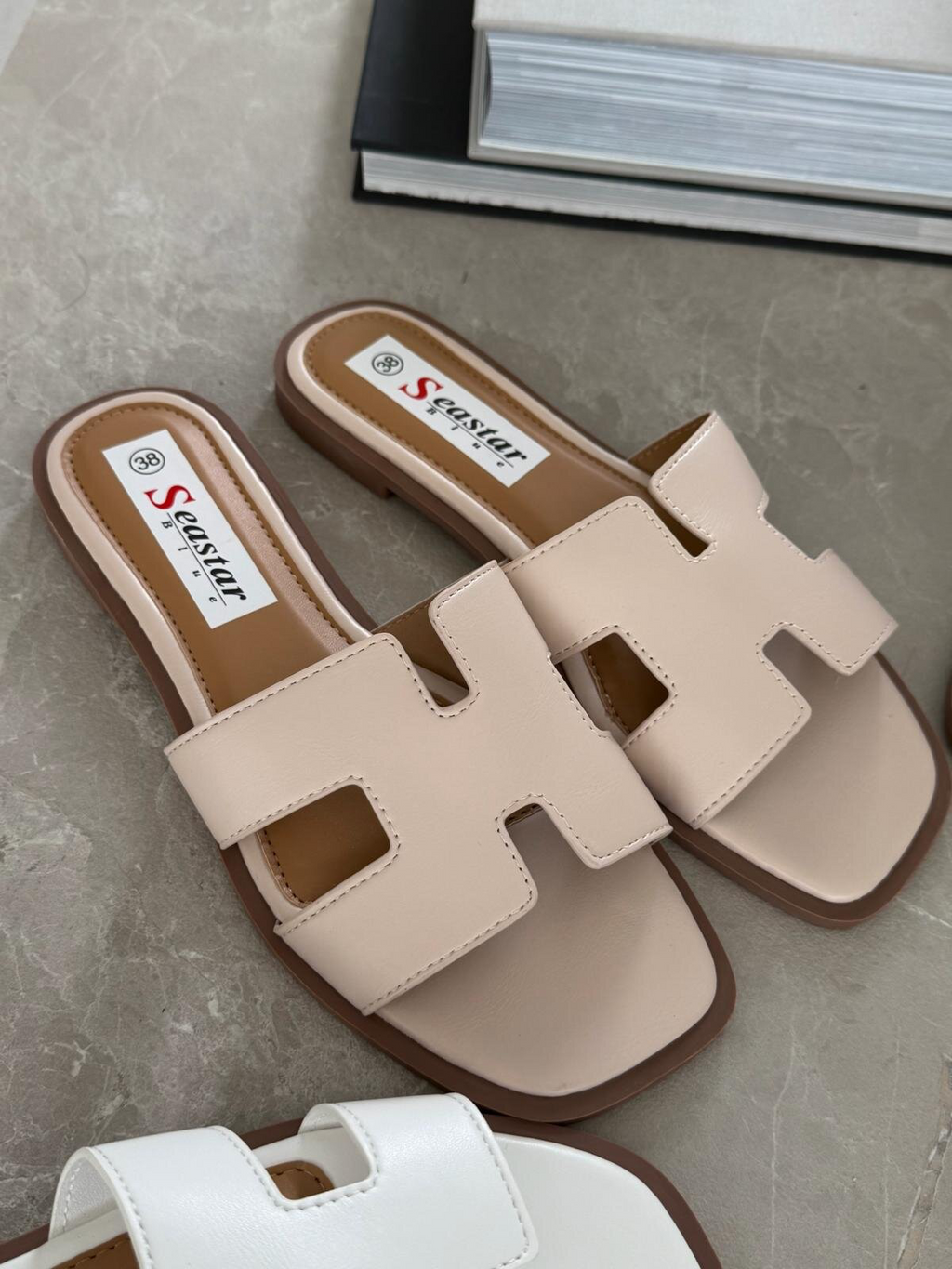 CHANCLAS BEIGE TOLLY