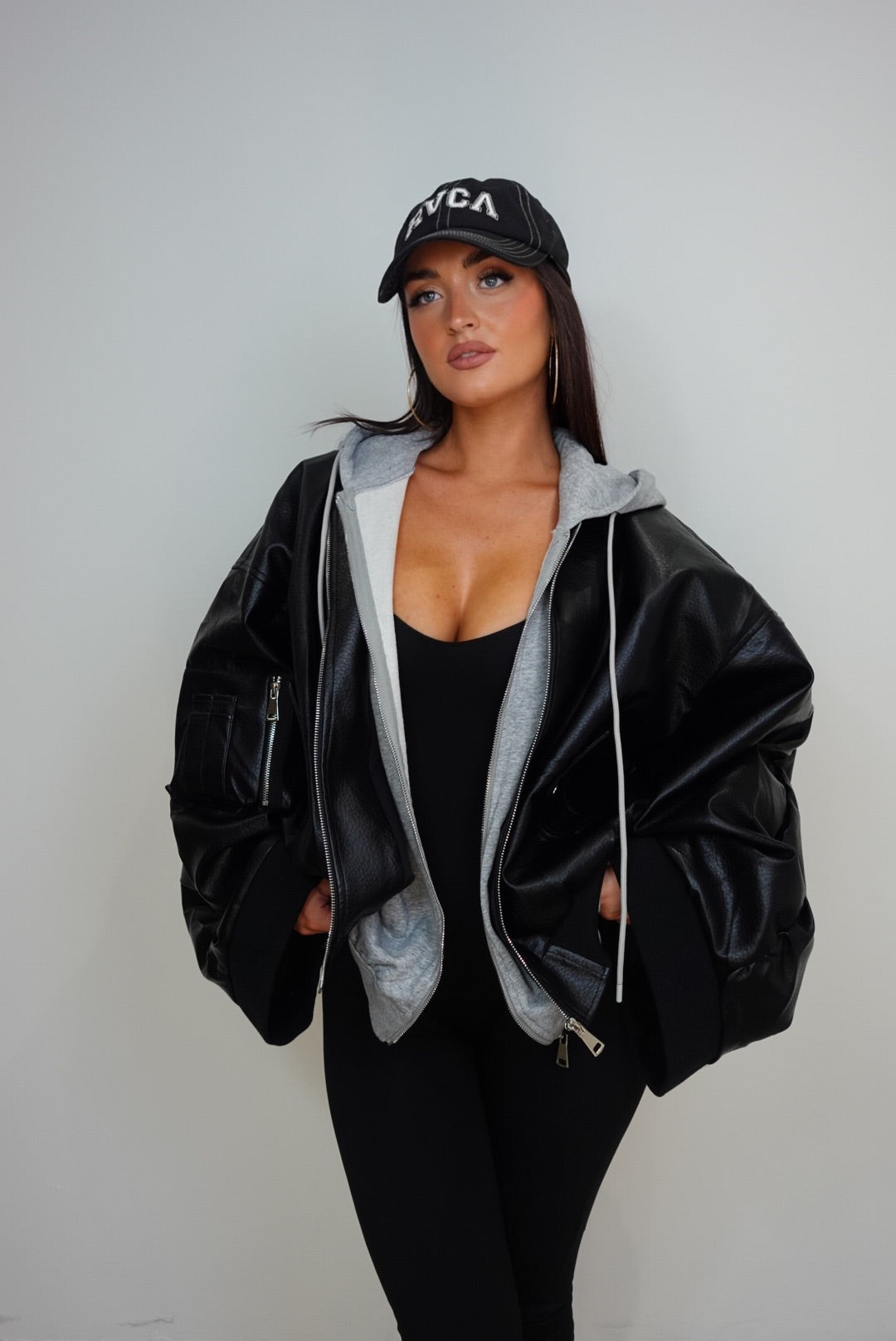 CHAQUETA SUDADERA EXTRA LOOSE NEGRA