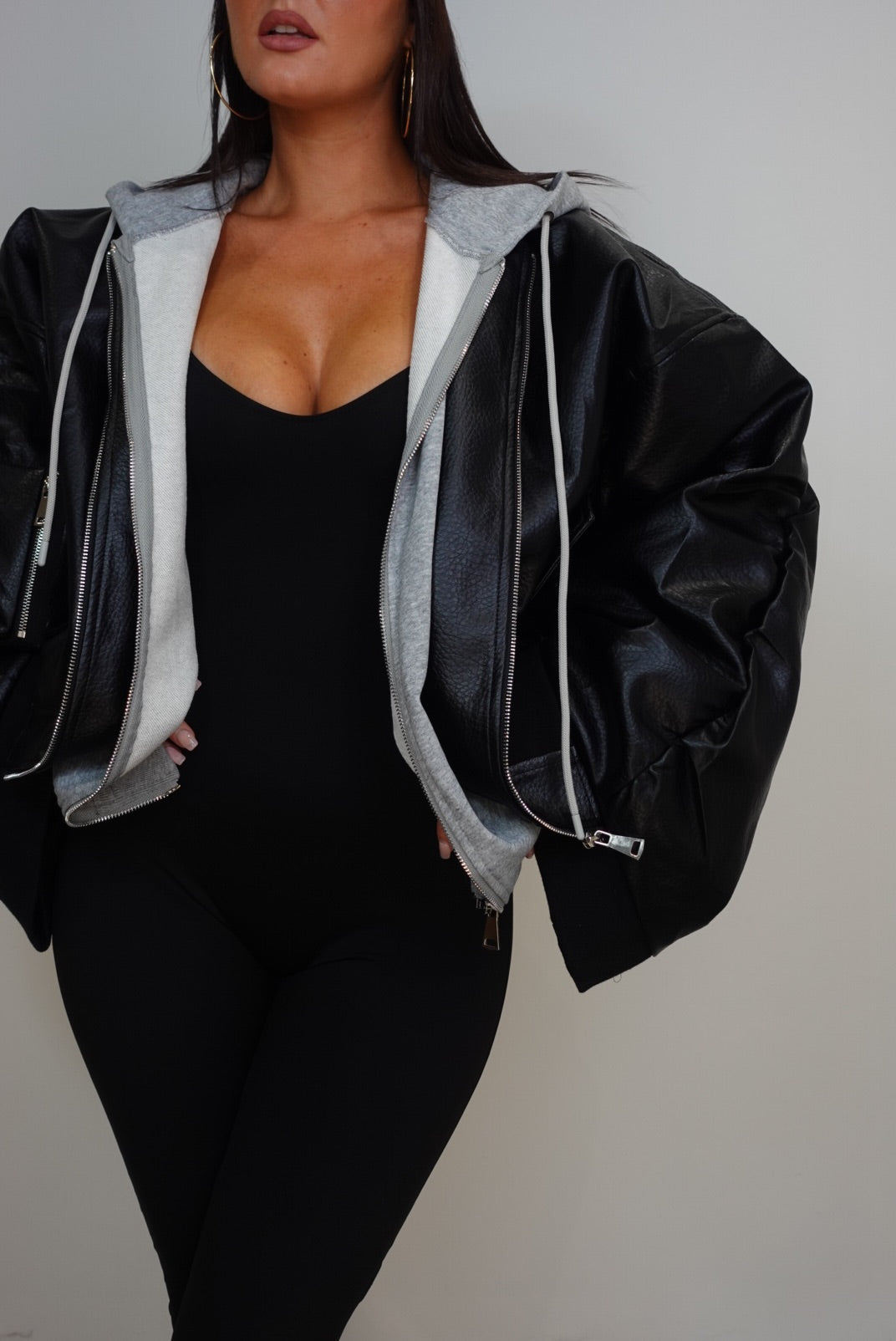 CHAQUETA SUDADERA EXTRA LOOSE NEGRA